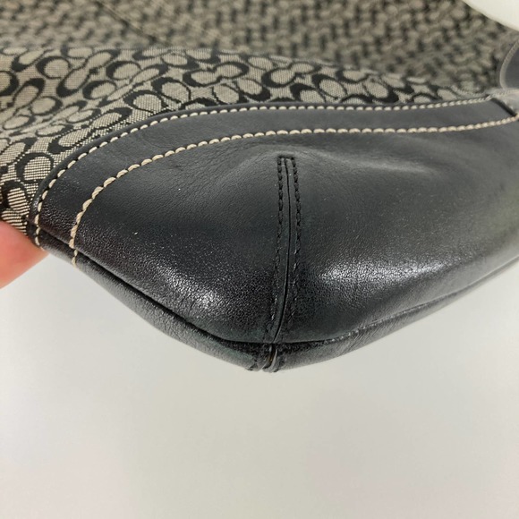 COACH F10944 BLACK, GRAY SIGNATURE PRINT CROSSBODY - Picture 4 of 15